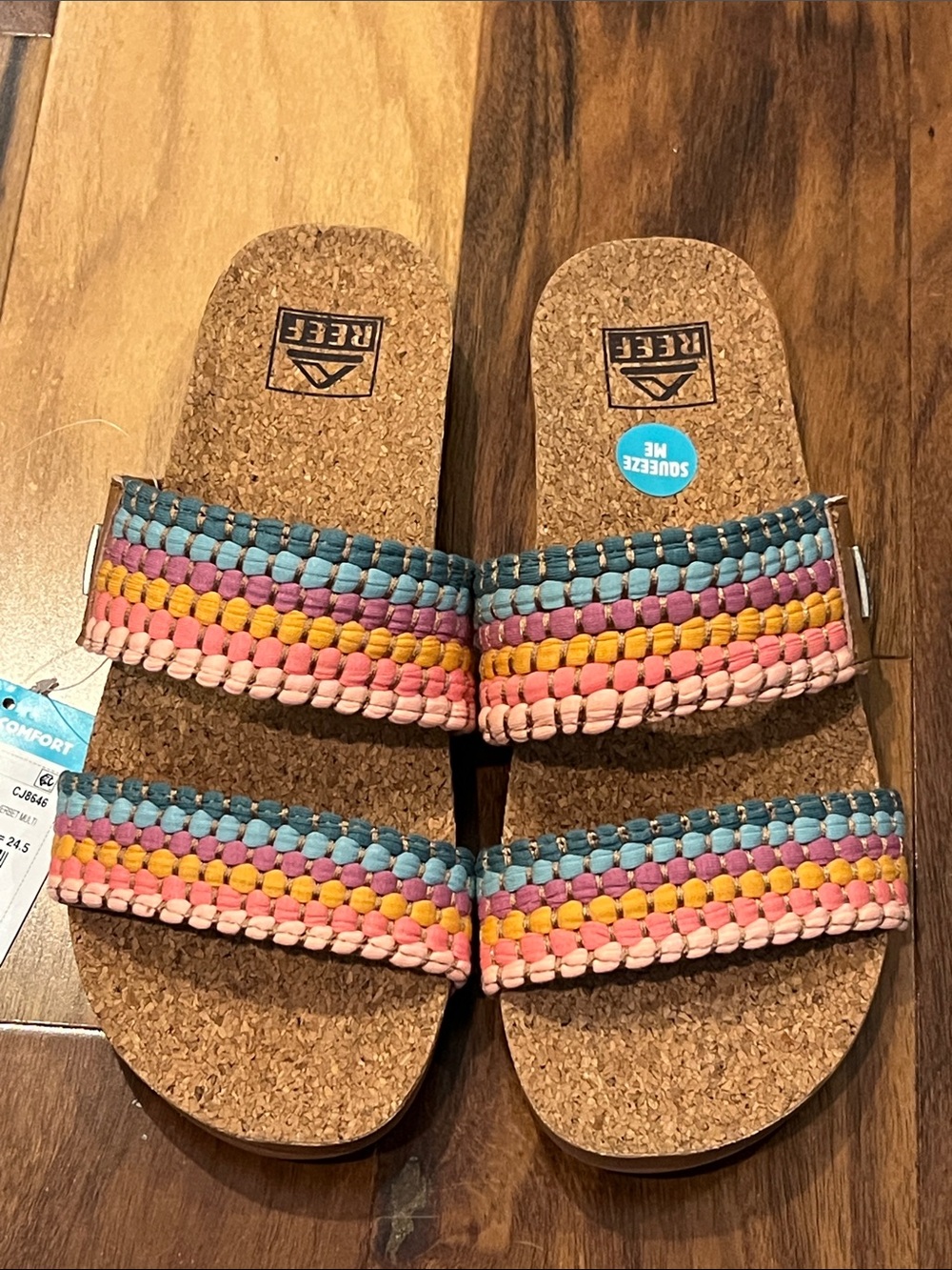 NWT Reef Multicolor Cushion Vista Sandals size 7.5